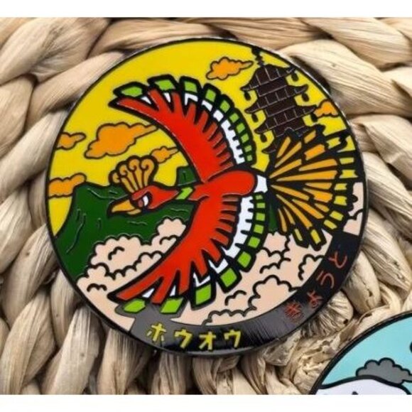 Ho-Oh Kyoto Skyline Pin – Japanese Style Legendary Pokémon Enamel Art - Picture 3 of 5